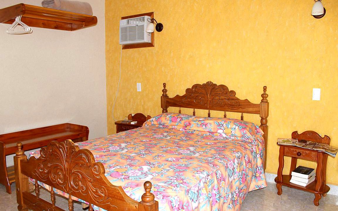 13Room2-2