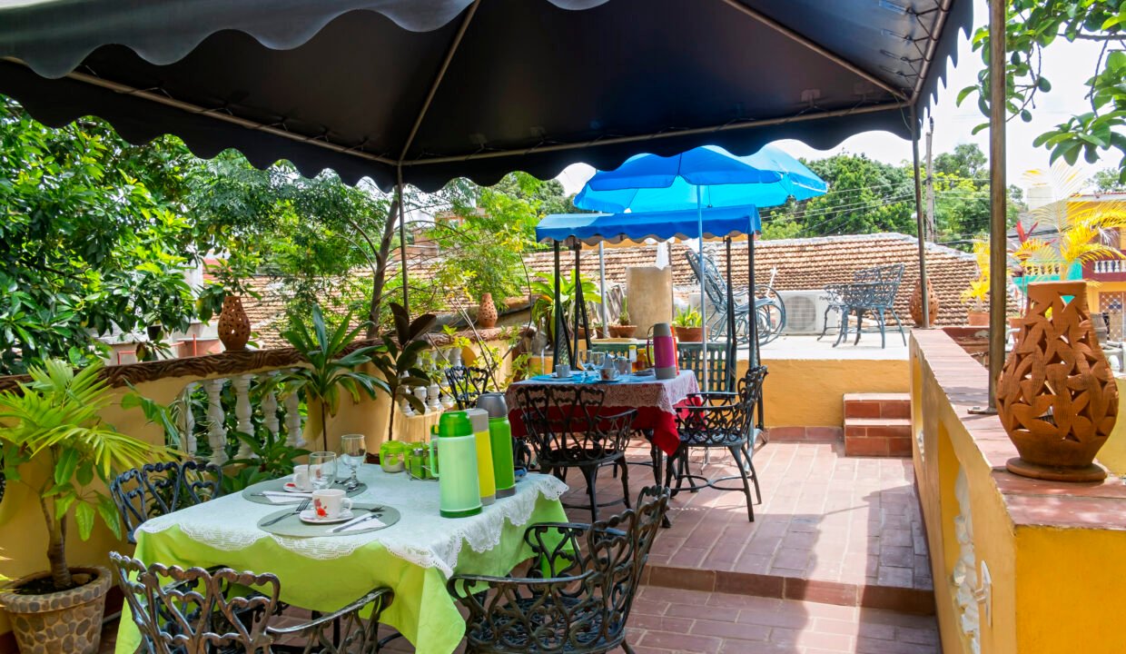 Desayuno-en-la-Terraza
