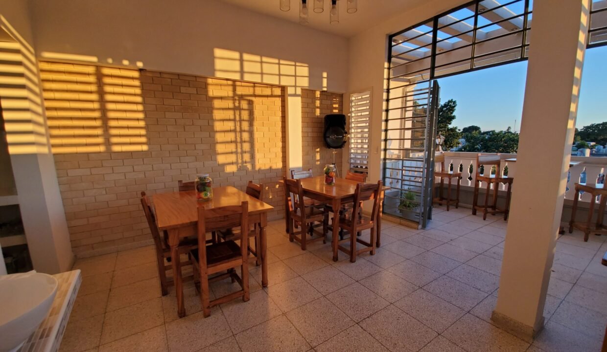 26-Restaurante-dia-scaled