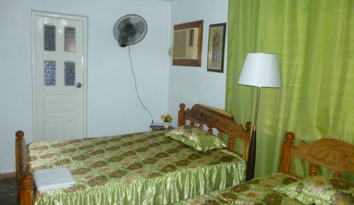 P1040037